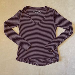 aeropostale maroon/white striped long sleeve